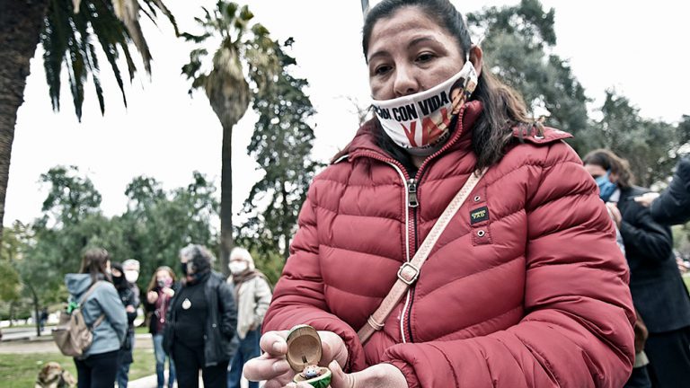 Alberto recibe a la madre de Facundo Astudillo en Olivos
