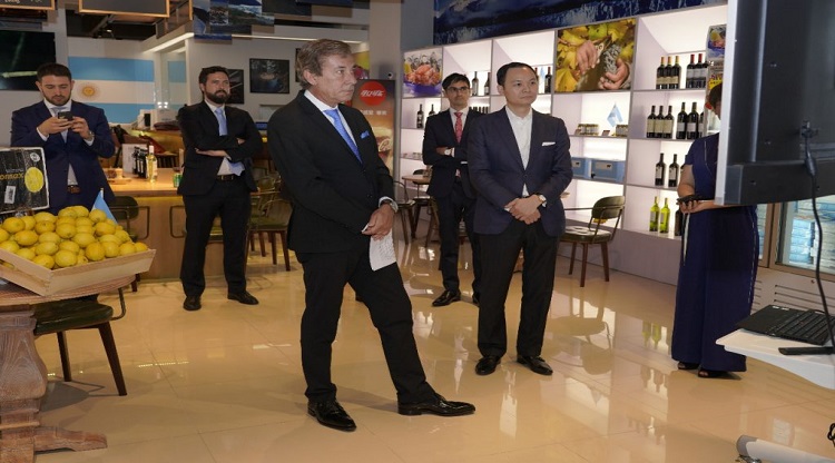 Limones tucumanos en China: recepción oficial en Shanghái