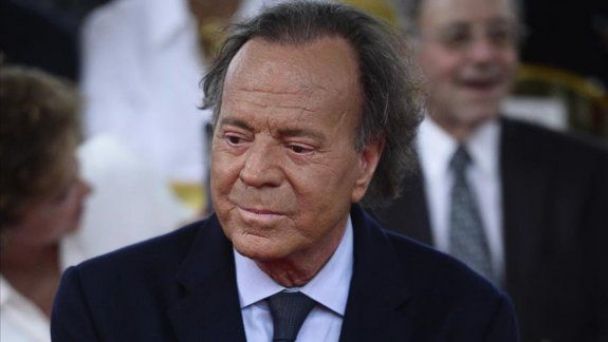 Julio Iglesias desmejorado