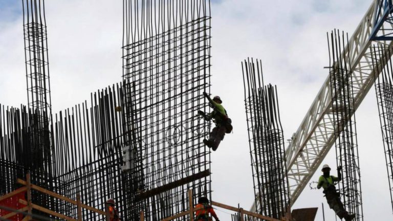 Las actividades de construcción cayeron un 12,9% en julio
