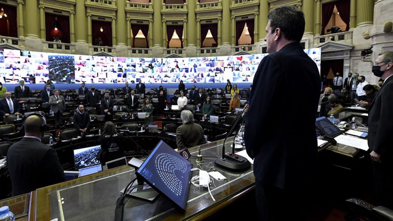 El kirchnerismo busca definir a favor del impuesto a las grandes fortunas