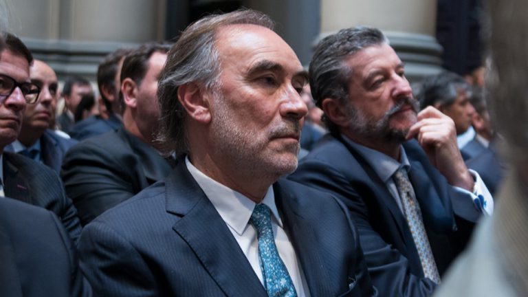 Traslado suspendido: la Corte define si otorga «per saltum»