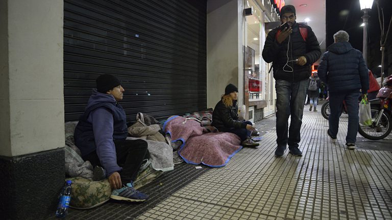 Proponen una nueva ley para personas en situación de calle
