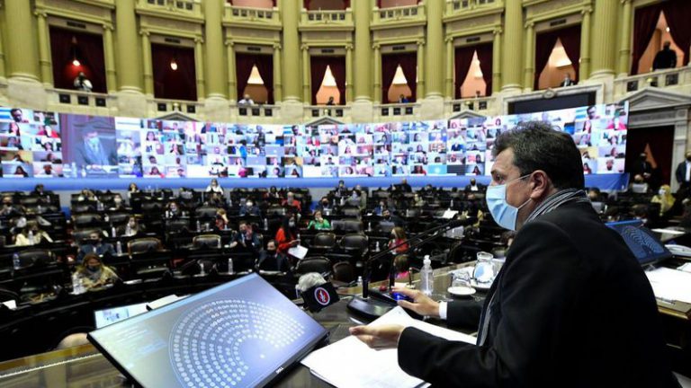 “No podemos frenar el Congreso porque alguien dice que no quiere sesionar en forma remota en un momento de pandemia” aseguró Sergio Massa