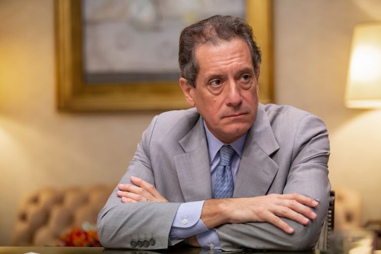 La brecha por el dólar crece y preocupa al Banco Central