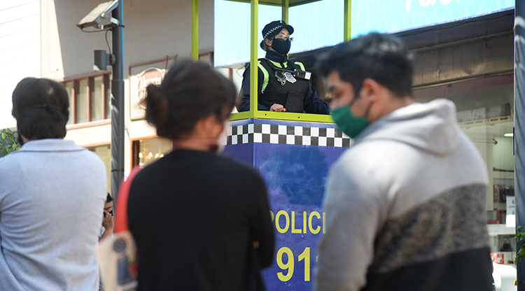 Ascensos en la Policía de Tucumán: Manzur firmó el decreto