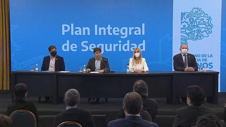 Kicillof anuncia el aumento pero los policías dicen que «no es lo pactado»