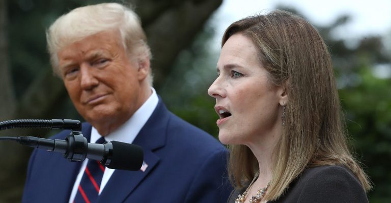Trump presentó su nominación para la Corte: Amy Coney Barret