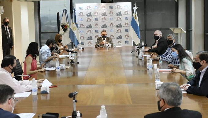 Jaldo amenaza con frenar el «tarifazo» de Manzur
