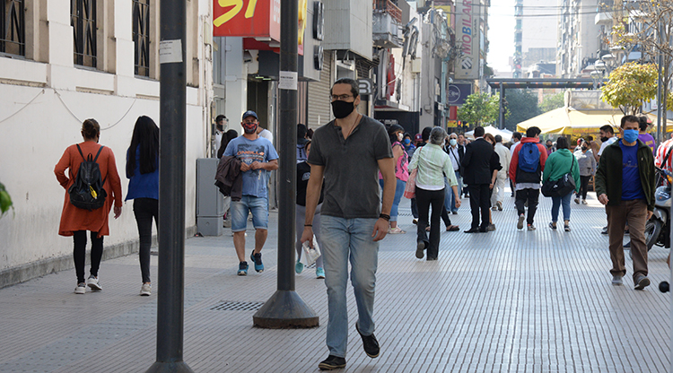 El viernes terminó con 581 nuevos contagios en Tucumán