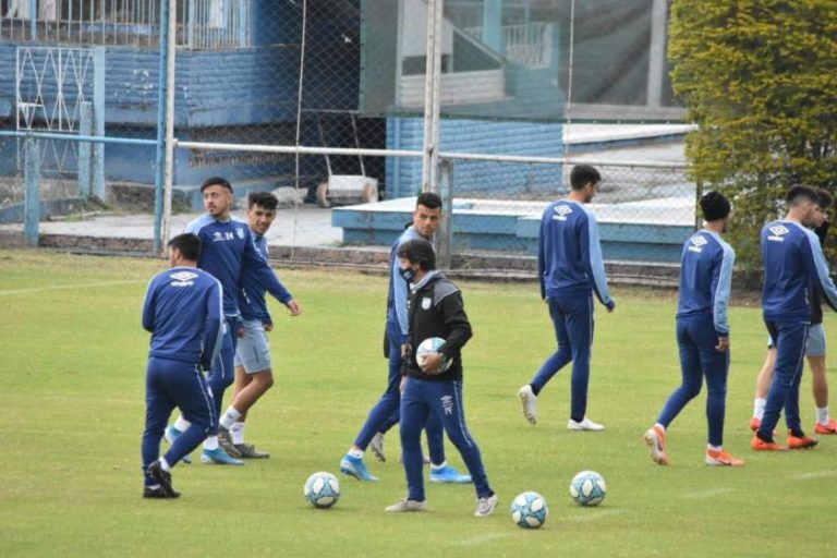 Atlético Tucumán suspende entrenamientos presenciales