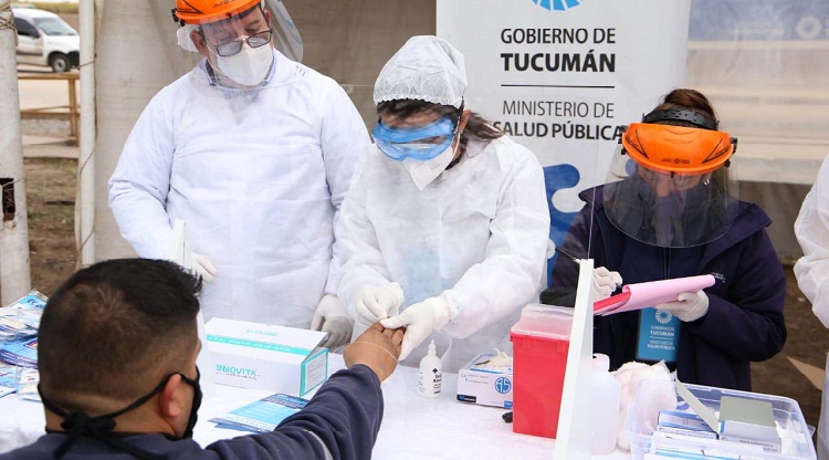 El martes empezó con 410 nuevos casos de coronavirus en Tucumán