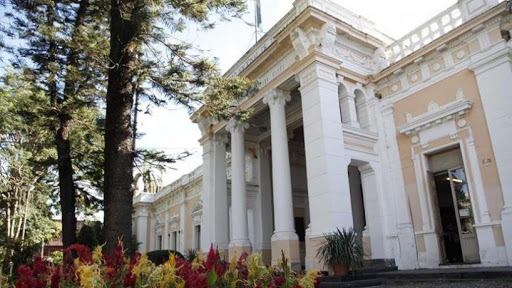 Rectorado de la UNT: suspendieron todas las actividades presenciales