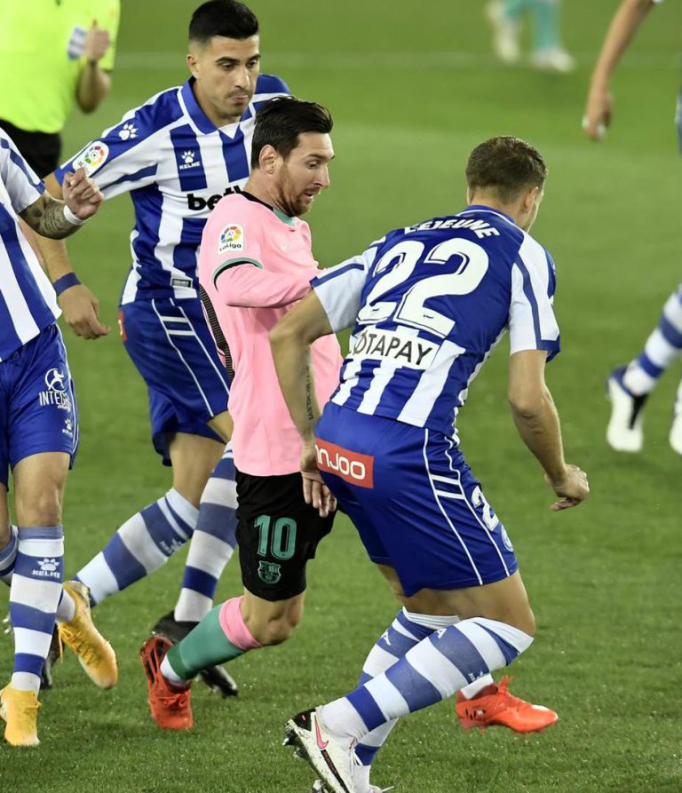 Barcelona igualo con Alavés y La Liga se complica