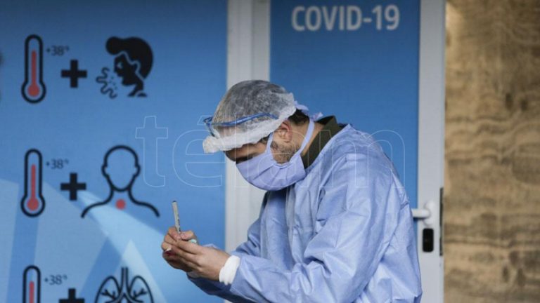 El miércoles cerró con casi mil contagios en Tucumán