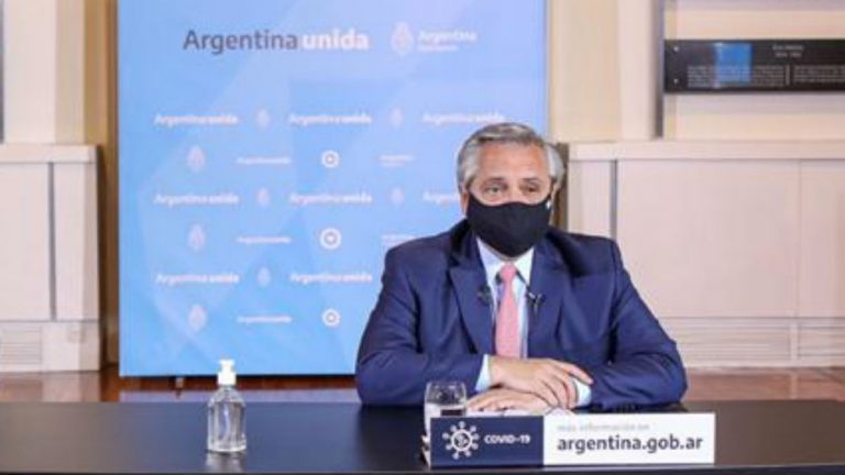 Alberto Fernández: «Es imperdonable que haya indocumentados en Argentina»