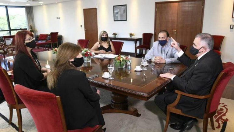 Jaldo se reunió con los dueños de jardines maternales para evaluar su apertura