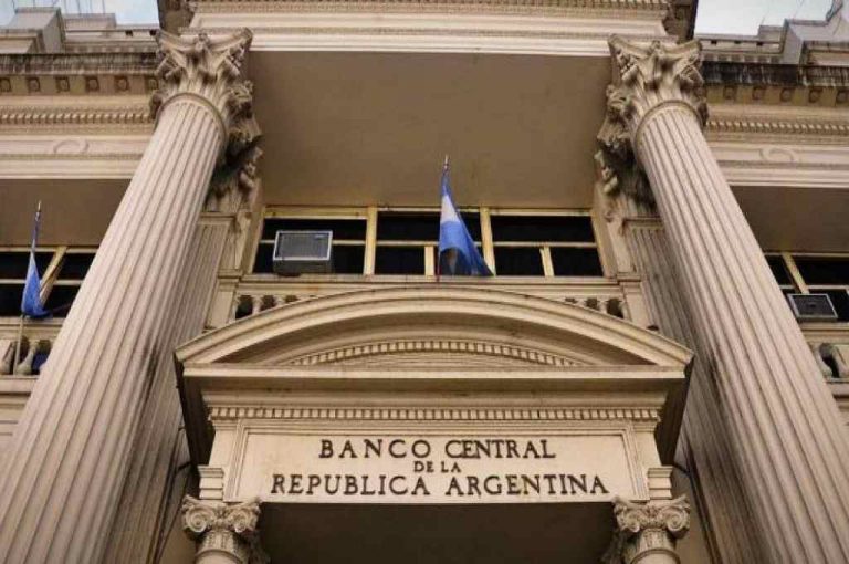 Renunció un director del Central por las «necesidades políticas» del Gobierno