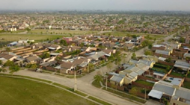 Entrega de 134 viviendas en Lomas de Tafí y 15 en Yerba Buena