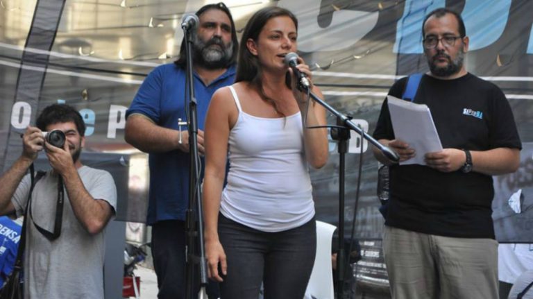Vanesa Siley.