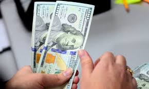 Las medidas para frenar al dólar «llegaron tarde»