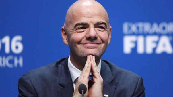 Infantino: «No se trata de Bayern-Liverpool, sino de Bayern-Boca»