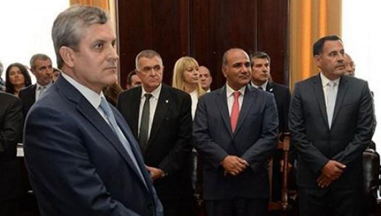 Insólito: Leiva pretende desplazar a Sbdar y a Posse del tribunal que lo juzgará