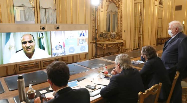 Covid: después de Chahla, el propio Manzur negó la crisis
