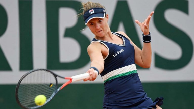 Podorozca avanza a octavos del Roland Garros