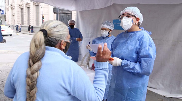 Importante baja de contagios en Tucumán