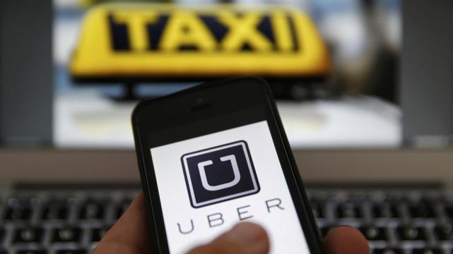 Presentaron un proyecto en la Legislatura para prohibir Uber en Tucumán