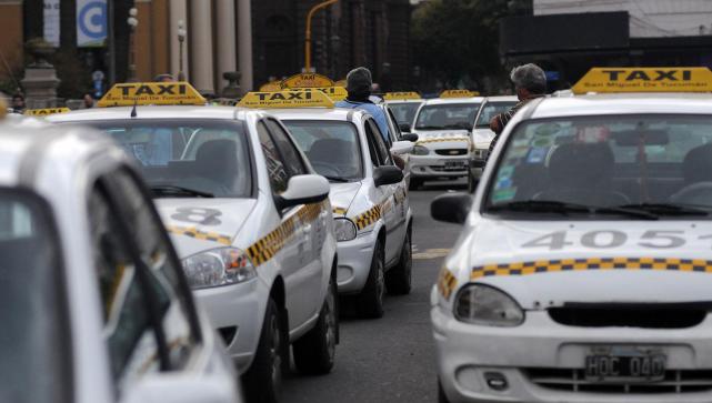 Manifestación por los choferes de taxi en contra de Uber