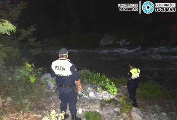 Tucumana quiso sacarse una foto y cayó al río: la encontraron sin vida