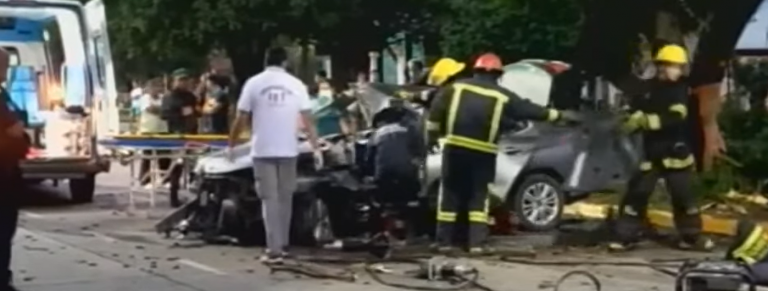 Violento accidente en la avenida Perón
