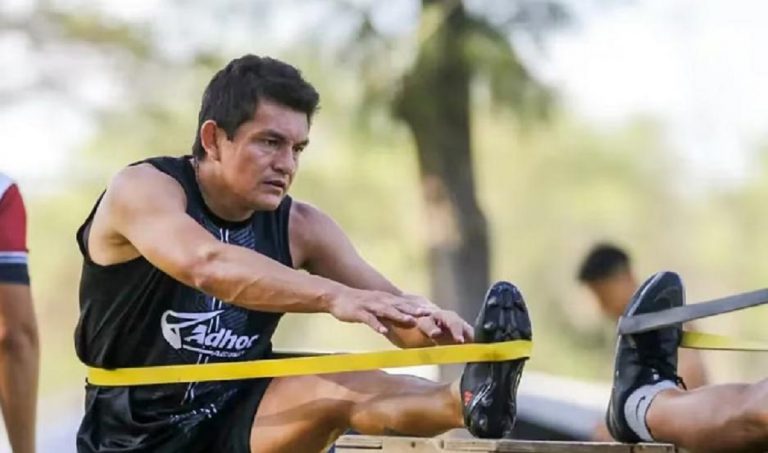 El Pulga Rodríguez se recupera de la operación maxilofacial pero con pronóstico reservado