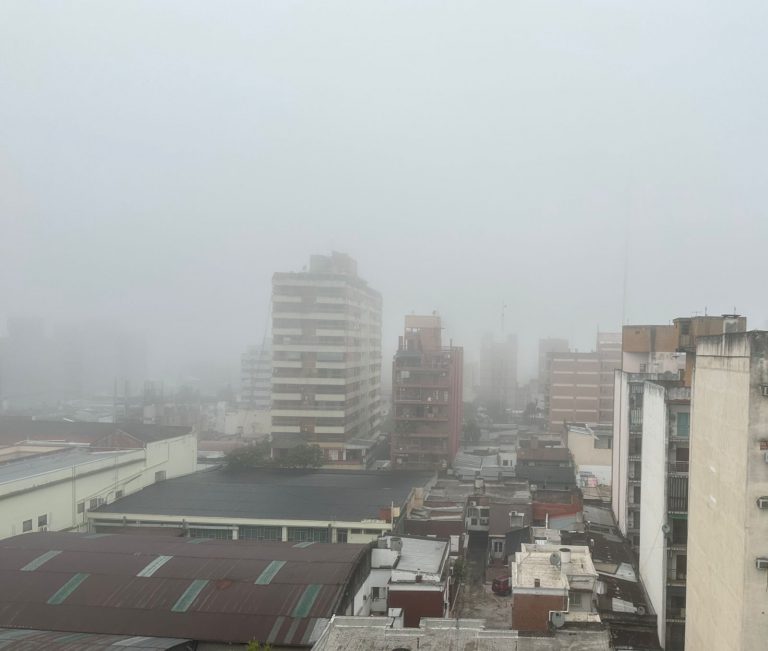 ¿Tucumán o Londres?: la neblina ocasionó más de un problema