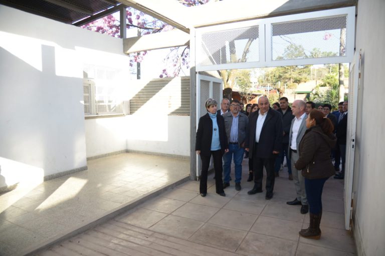 Manzur resiste: Los empleados públicos tucumanos no cobrarán el bono que anunció Massa