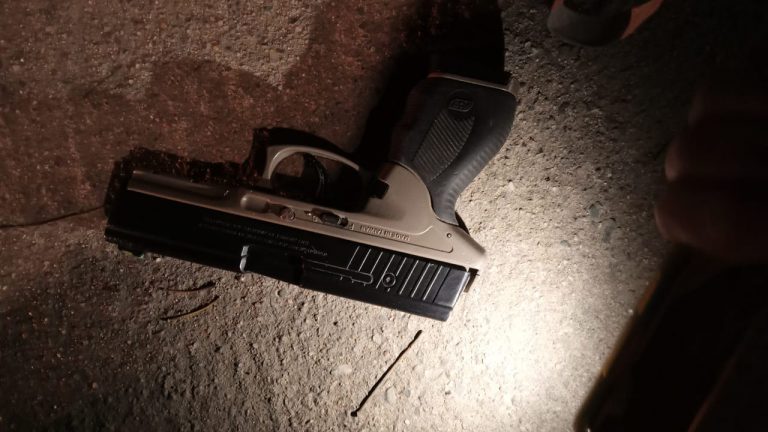 Nueve allanamientos por armas exhibidas en redes: cuatro detenidos
