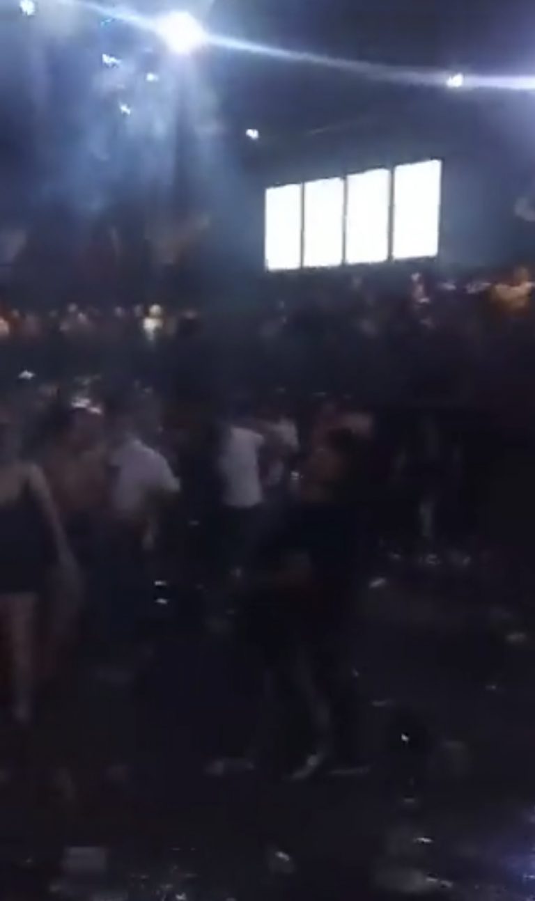 Batalla campal en un reconocido boliche de Tucumán: VIDEO