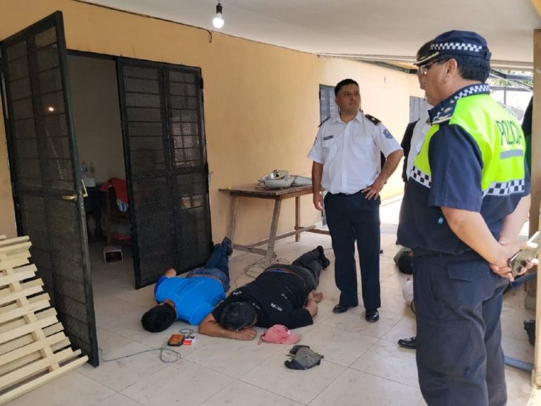 Destituyen al jefe y subjefe de la URN por usar presos en una obra de su casa en El Cadillal