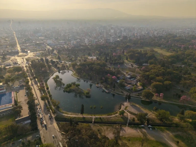 Colegio de Arquitectos de Tucumán rechaza avalar convocatoria municipal para la ex Confitería del Lago