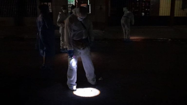 Familiares de Zoe atacaron a parientes de los acusados por el crimen de la niña