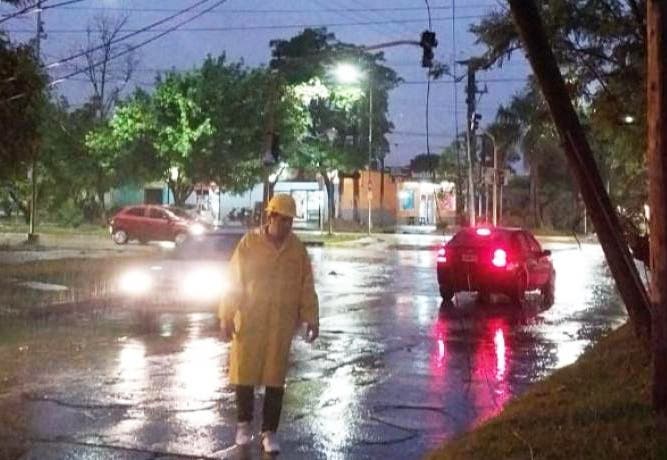 Alerta naranja en Tucumán: pronostican fuertes tormentas para hoy