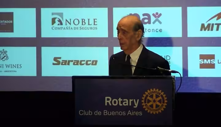 Arriazu explica por qué el dólar no cayó más tras el triunfo de Milei y advierte sobre los errores del Gobierno