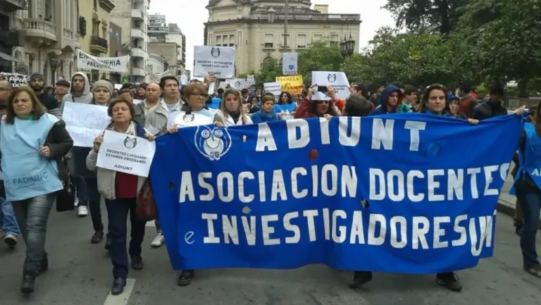 Paro nacional universitario: docentes paralizarán las universidades por 72 horas