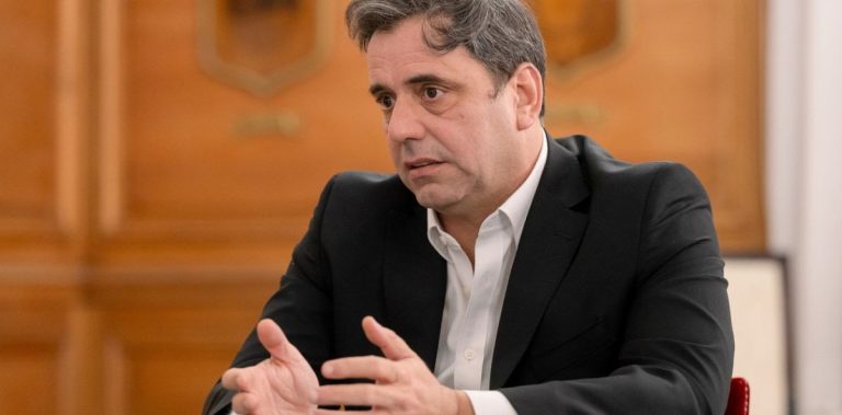 Catalán firmará acta notarial para competir sin aliados libertarios en Tucumán 2027