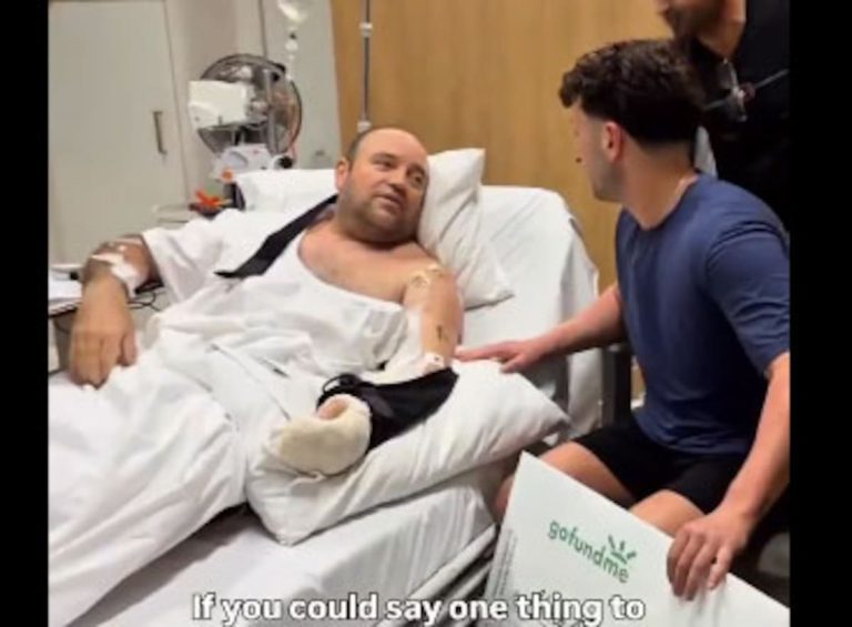 El «héroe» de Bondi Beach recibe una exorbitante suma tras masiva recaudación: su reacción al ver el cheque