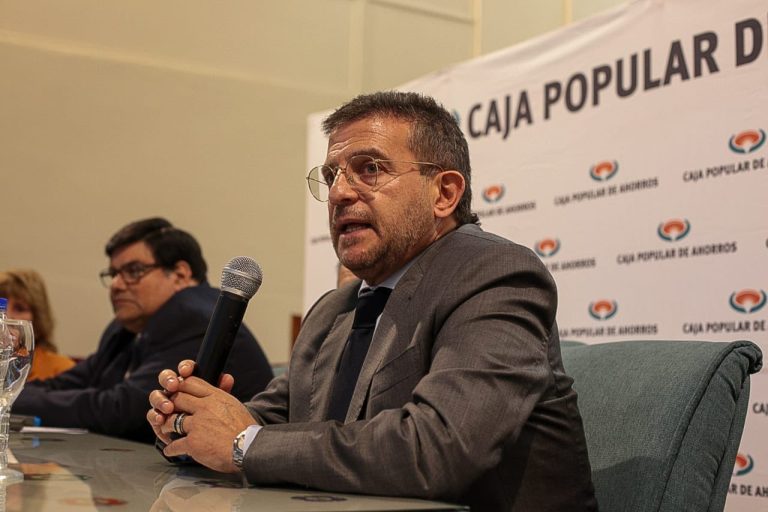 Victimizado, Cisneros salió a criticar a la Justicia y la prensa a través de las redes sociales