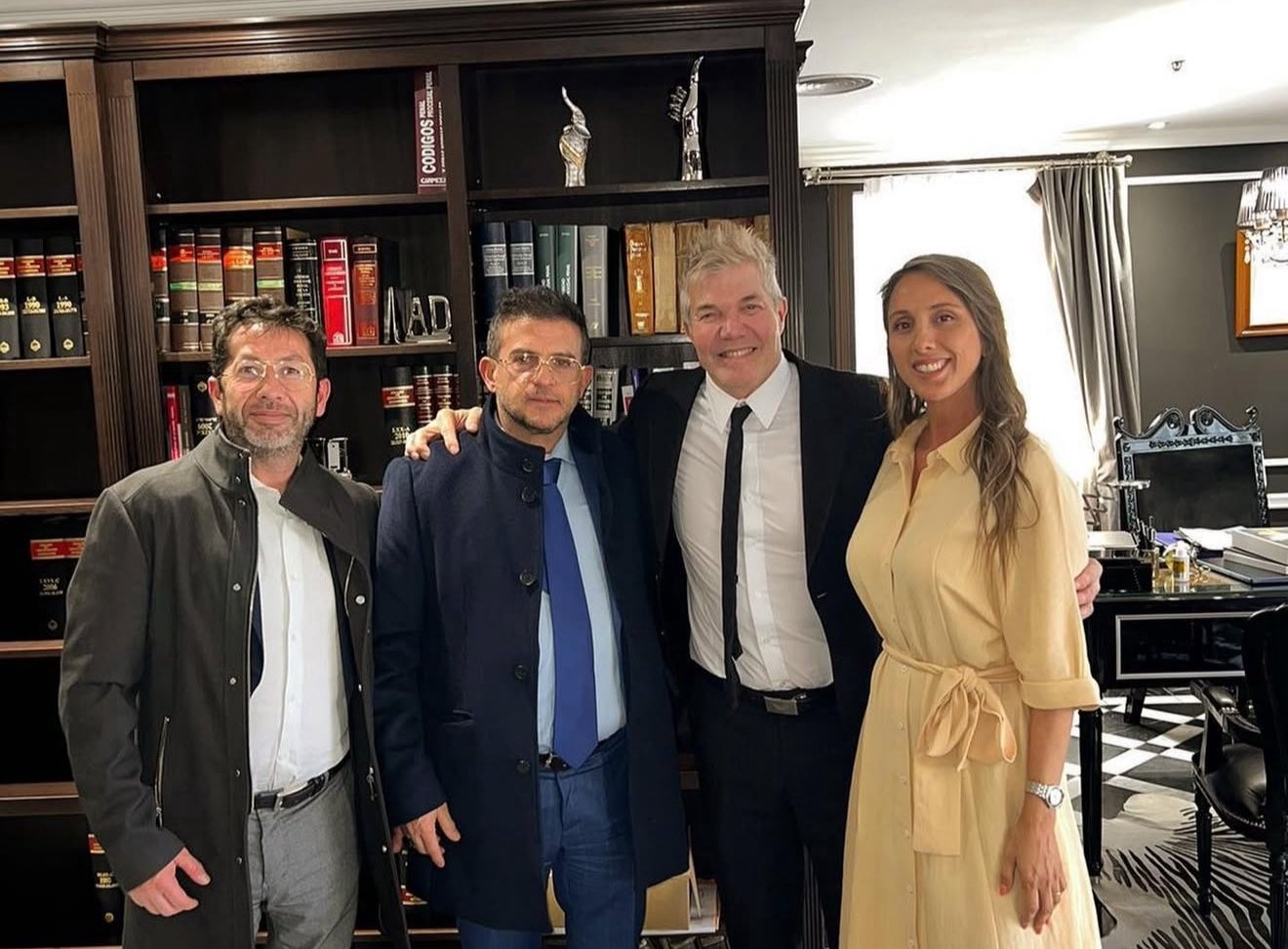 La relación de La Bancaria con Burlando era anterior a la causa. Nunca gratis.