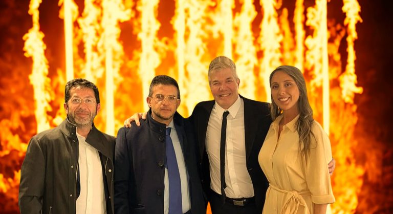 Editorial: De víctimas a victimarios, de censurados a censores: declive y caída del cisnerismo y sus aliados